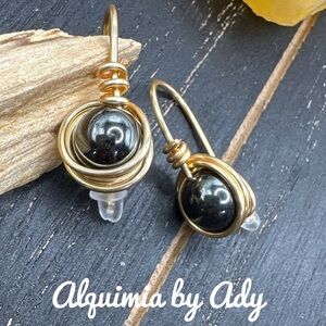 Alquimia Gold and Gray Drop Earrings with Spherical Centerpiece